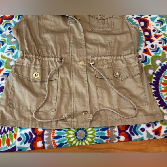 Boston Proper Khaki Utility Vest - Picture 5 of 11